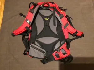 Rucksack Marke PIEPS Snowboard Skifahren Wandern Bild 3