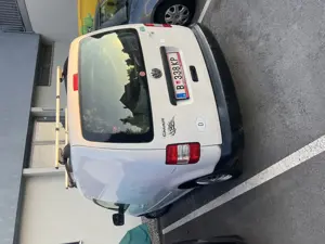 Vw Caddy 60 ps saugdiesel  Bild 4