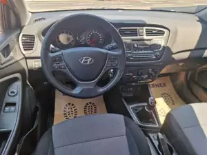 Hyundai i20 Bild 20