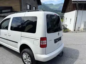 VW Caddy Bild 6