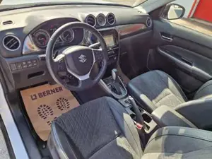 Suzuki Vitara Bild 16