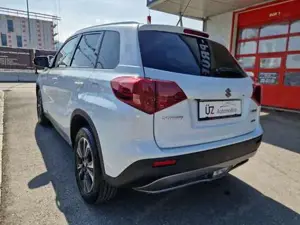 Suzuki Vitara Bild 8