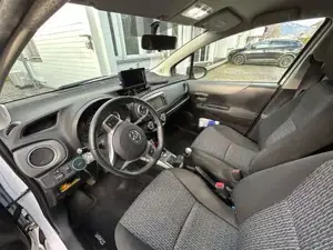 Toyota Yaris Bild 2