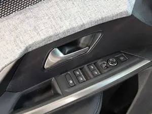 Peugeot 5008 Bild 12