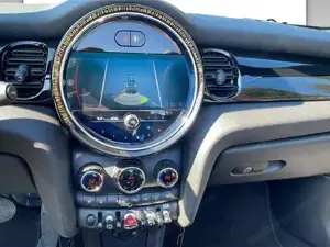 MINI Cooper Cabrio // Aut. // LED // Navi // Komfortzg. // Shz Bild 8