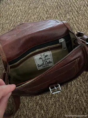 Kleine Ledertasche, Gusti Leder Bild 2