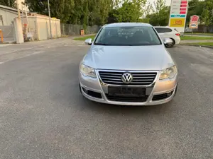 VW Passat Highline 2,0 TDI Limousine Bild 5