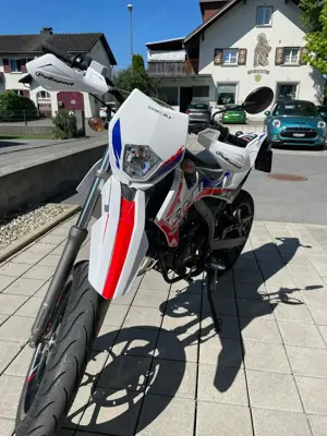 Verkaufe rieju mrt replica 50 sm Bild 2