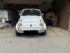 Fiat 500 L 1970 Oldtimer Bild 3