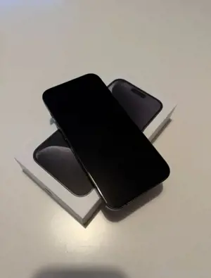 iPhone 15 