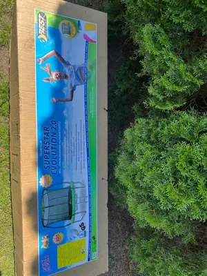Zum verkaufen nagelneu Trampolin 