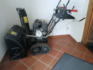 Schneefräse an Bastler zu verschenken 
