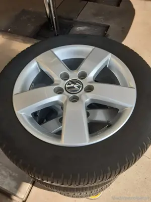 VW original Alufelgen inkl. Ganzjahresreifen