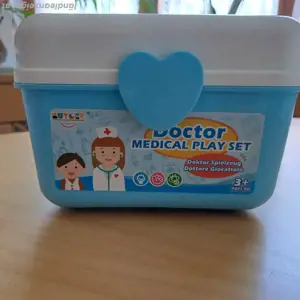 Arztkoffer Kinderspielzeug Bild 2