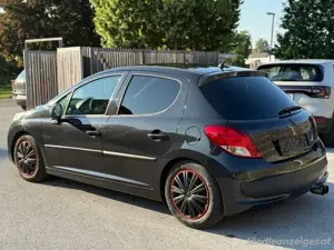 Peugeot 207 TÜV NEU 1.4 Sport Bild 3