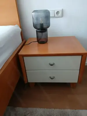 Verkaufe Schlafzimmer samt 2 Nachttische und 1 Anrichte  Bild 2