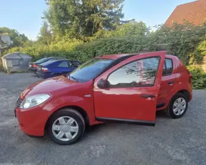 Dacia Sandero 1.2 BJ 2010  Bild 3