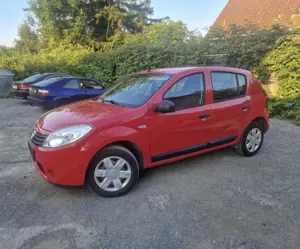 Dacia Sandero 1.2 BJ 2010  Bild 5