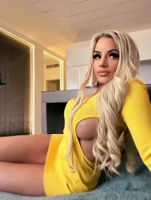 Sexy Kelly  Bild 4