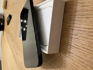 iPhone 15   128 GB schwarz Bild 2