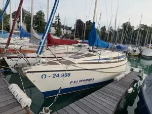 Verkaufe Bavaria 890