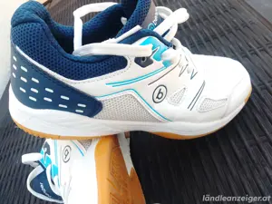 Schuhe 36 Große. 