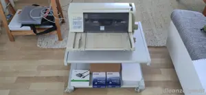 Epson LQ-670 Nadeldrucker Drucker mit Rollwagen, 2 Stk. neue Farbbandkassetten, USB zu DB25 Kabel 