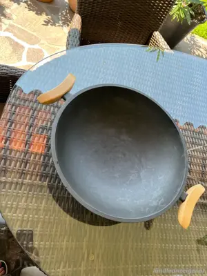 Wok aus Gußeisen Bild 3