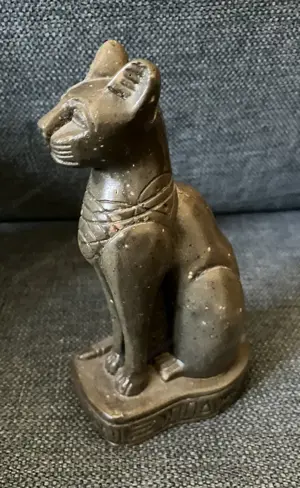 Katzenfigur ägyptische Göttin Stein grün-braun geschnitzt Bild 2