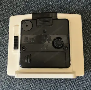 Wecker klein mit Batterie Vintage Bild 2