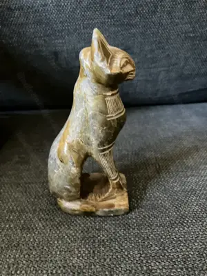 Katzenfigur ägyptisch aus Stein geschnitzt grau Bild 4