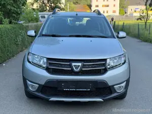 Dacia Sandero Stepway dCi 90 Bild 2