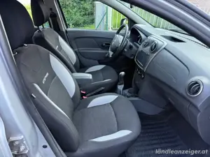 Dacia Sandero Stepway dCi 90 Bild 7