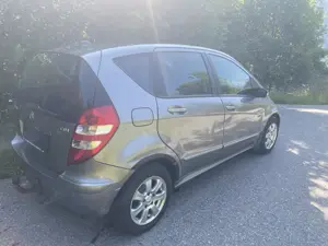 Mercedes A180 Elegance Diesel  Bild 3