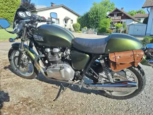 Triumph Thruxton 