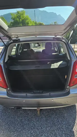 Stadtflitzer Mercedes A150 Klein Kompaktwagen Bild 8