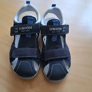 Sandalen Gr.30