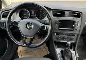 Volkswagen Golf Variant VII *Parksensoren hi+ vo.* Bild 6