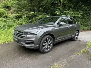 Volkswagen Touareg 3.0 V6 TDI Elegance ACC* LaneAss*Erstbesitz