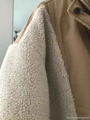 Teddyjacke Pacific Republic Pull and Bear Bild 2