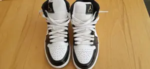 Nike Air Jordan 1 mid Gr.40 Bild 4