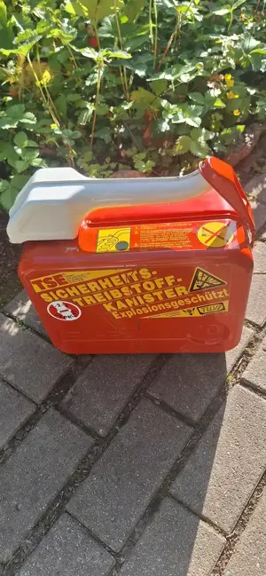 Benzinkanister, Reservekanister