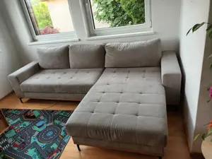 Couch günstig abzugeben 
