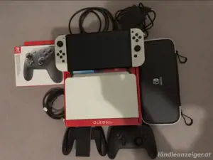 Nintendo Switch OLED mit Siepielen