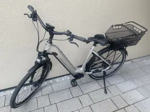 E- Trekkingrad
