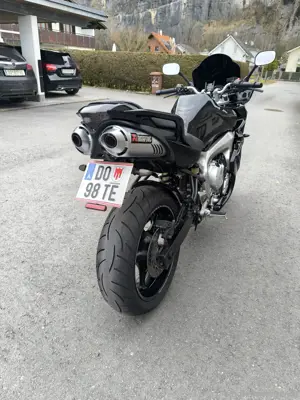 Yamaha FZ6  Bild 2