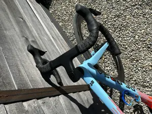 De Rosa 838 Carbon Rennrad Disc 105 Di2 Bild 3