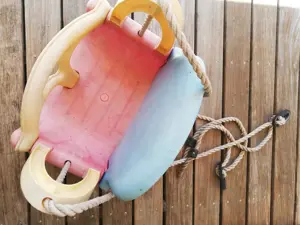 Babyschaukel Bild 2