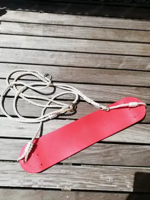 Schaukel rot Bild 2