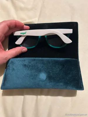Jugend Sonnenbrille mit Etui Bild 2